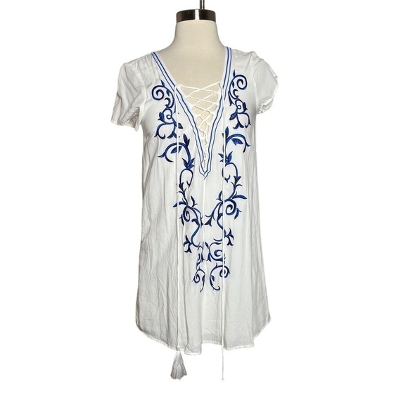 Lulus ‘Down in Kokomo’ Embroidered Lace-Up Mini Dress XS - Picture 2 of 8